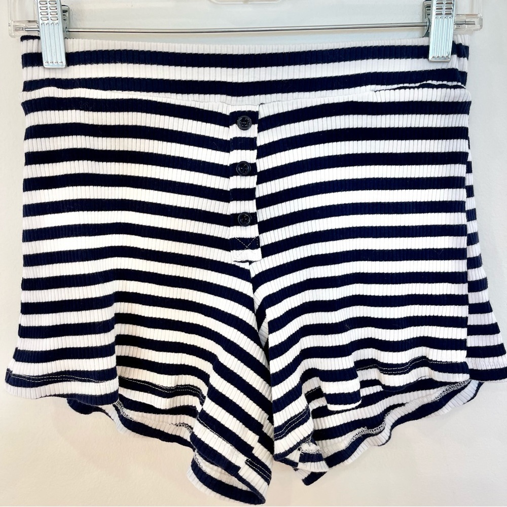 New LF Ribbed Striped Flowy Flouncy Shorts navy and white with buttons pajama